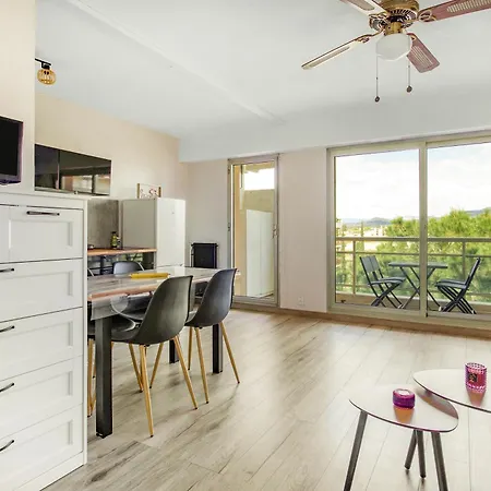 La Lauve - Climatise Avec Piscine Partagee Апартаменты *