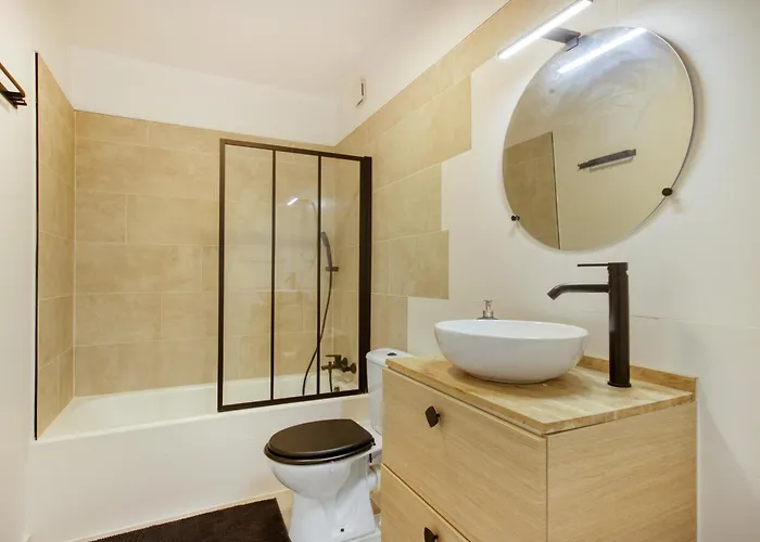 La Lauve - Climatise Avec Piscine Partagee * Saint-Raphaël