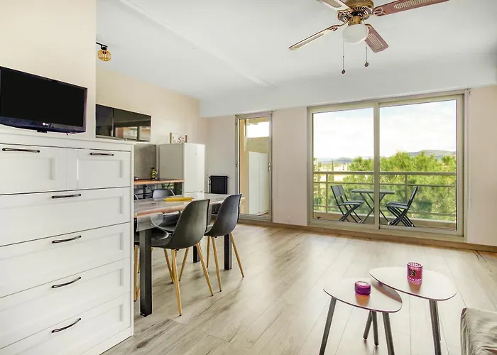 La Lauve - Climatise Avec Piscine Partagee 公寓 *